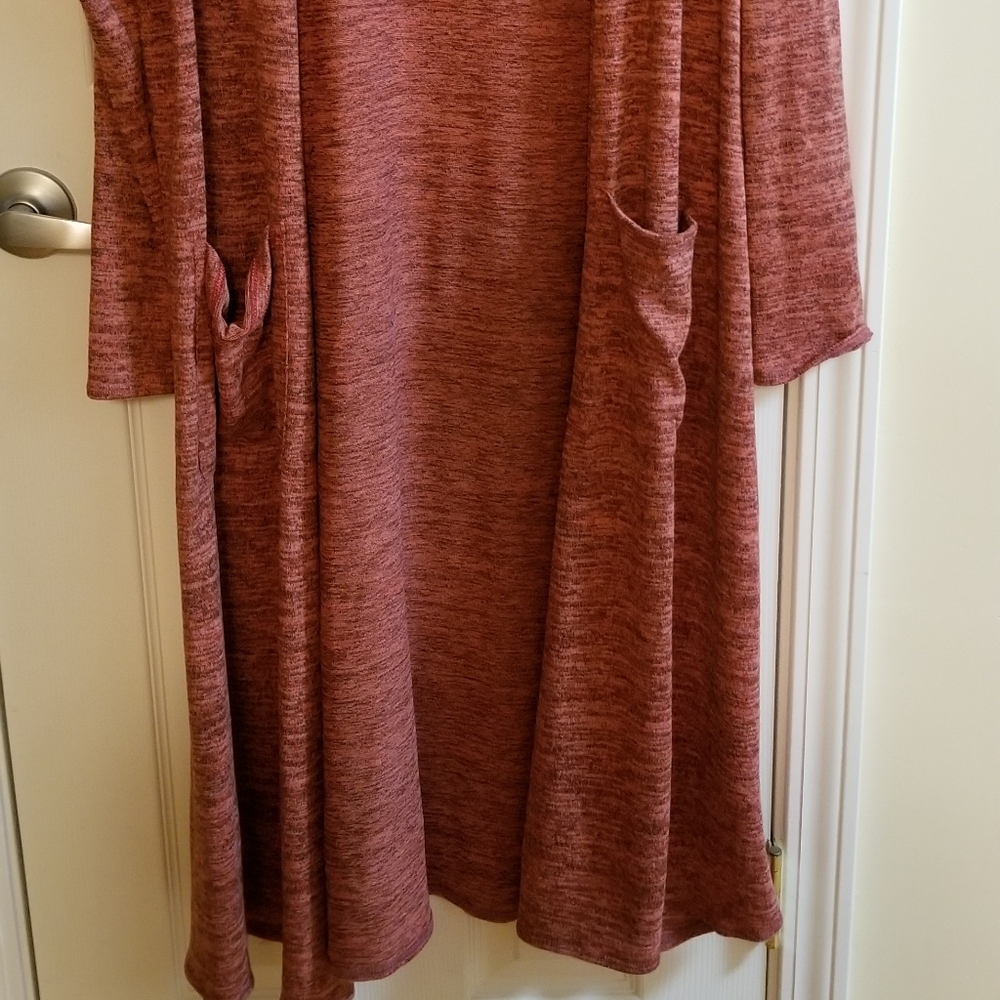 Lularoe - Picture 2 of 2